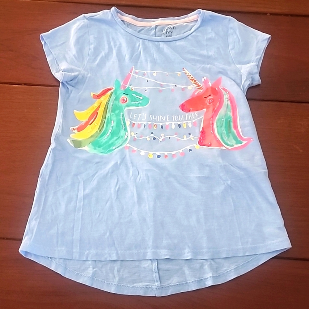 Crown & Ivy Kids M Tee shirt with Unicorns